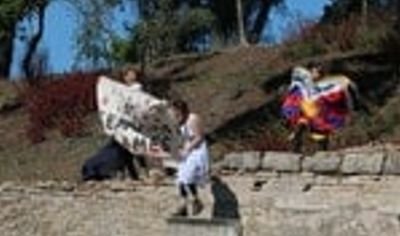 北京冬奧聖火點燃儀式遭西藏維權人士抗議，多單位呼籲抵制但國際奧會稱「無法解決聯合國都沒有方案的問題」