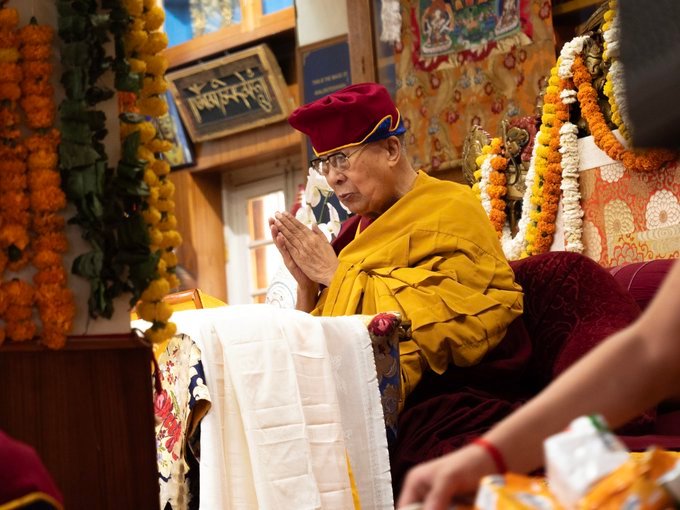 用伪证编造更大的谎言——中国政府有关达赖喇嘛转世的说法