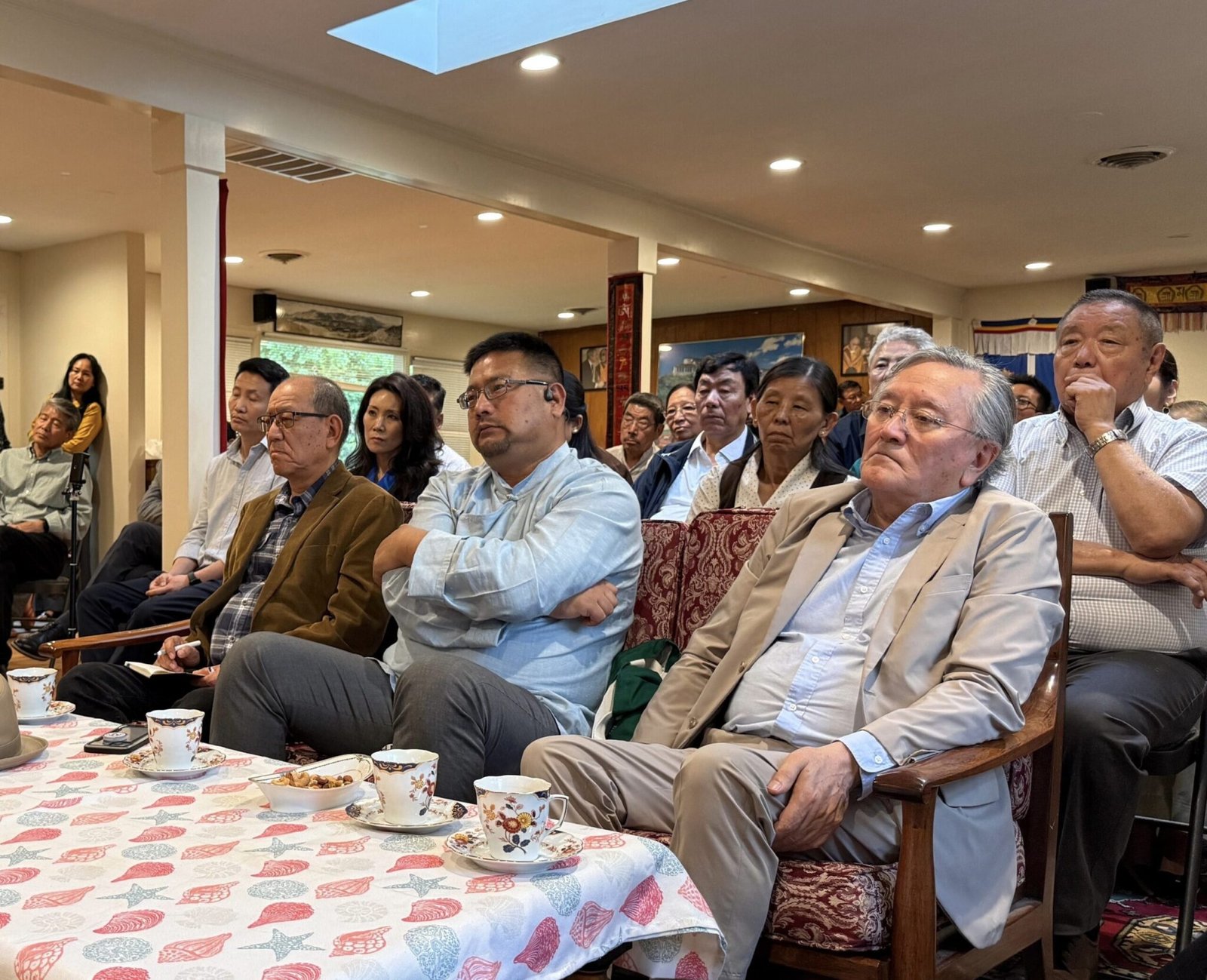 司政边巴次仁向弗吉尼亚州藏人民众发表讲话