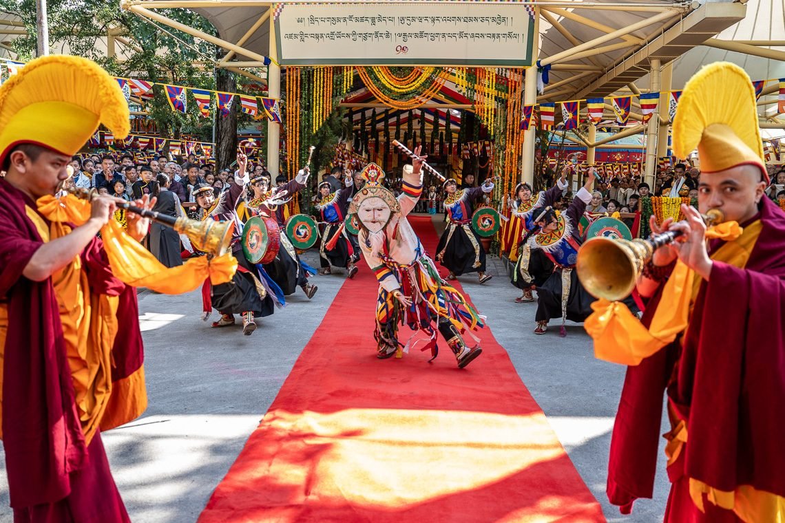 达赖喇嘛尊者出席学生团体及北美藏人举办的长寿法会