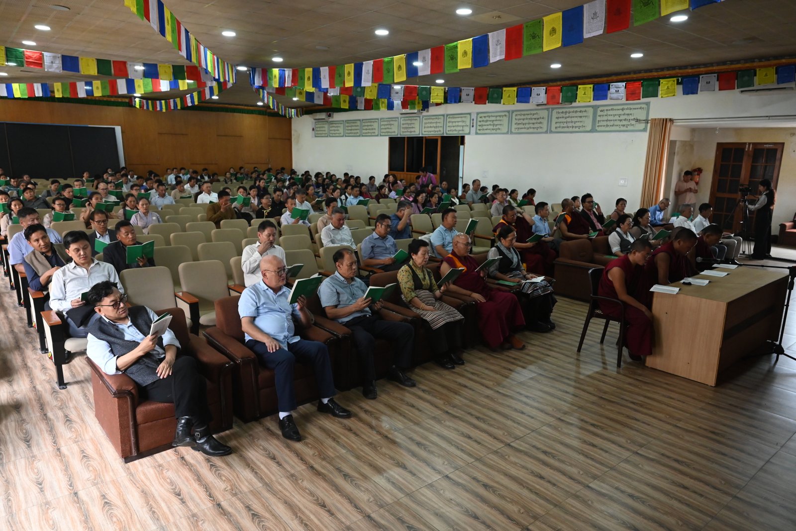 055f2057-096e-477e-92d2-1c2d1a938d84