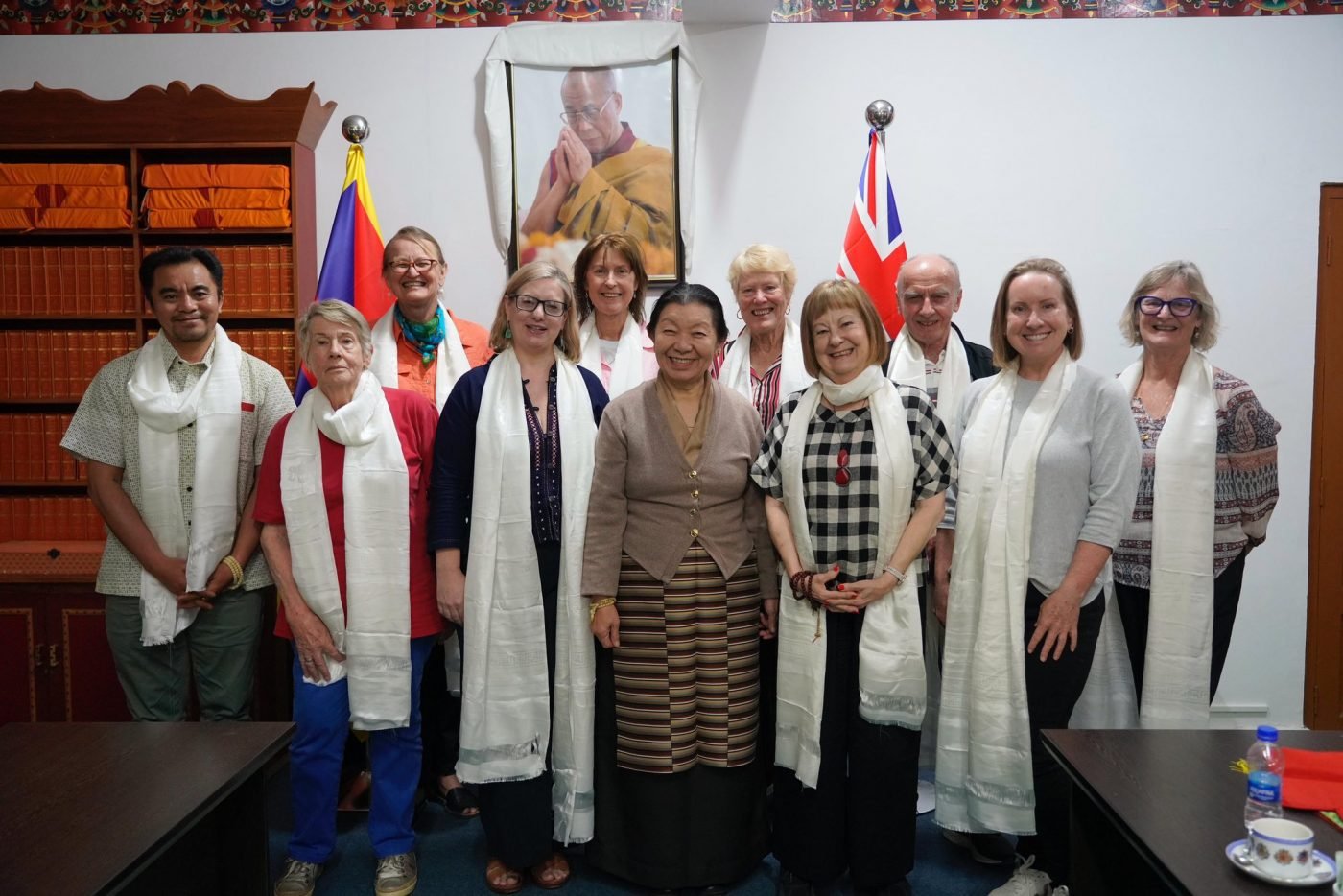 副議長卓瑪次仁會見澳洲西藏委員會代表團