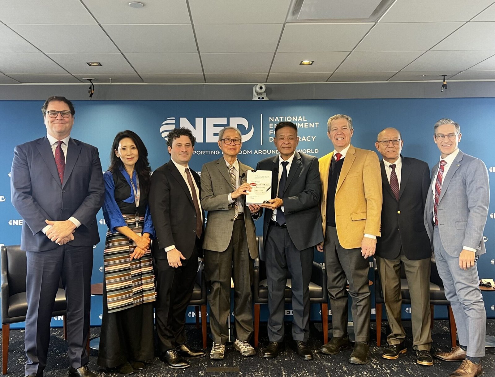 《西藏自古以來就不是中國的一部分》英文版問世 司政高度評價作者用中國官方史料反駁虛假敘事